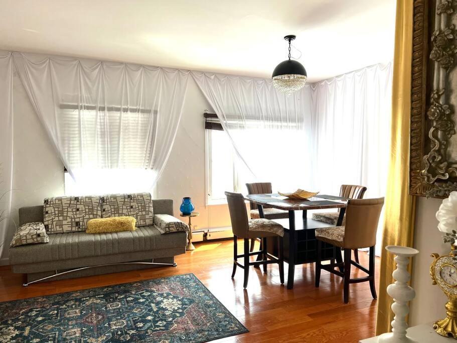 Room At The Oasis 纽约 外观 照片